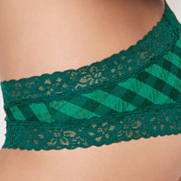 VS Last Pair M Cheeky W/Lace VS Green Plaid Saint St Patrick’s Day March NWT - Picture 8 of 14